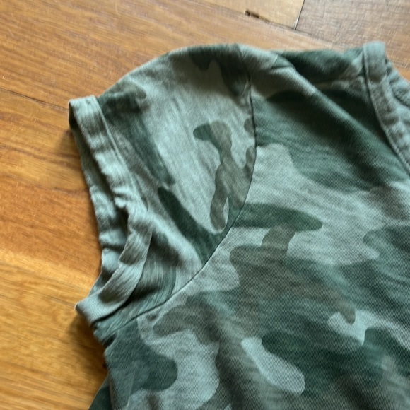 Gap Camo pocket T-shirt dress size medium - Picture 5 of 5